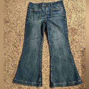 American Eagle flare size 18